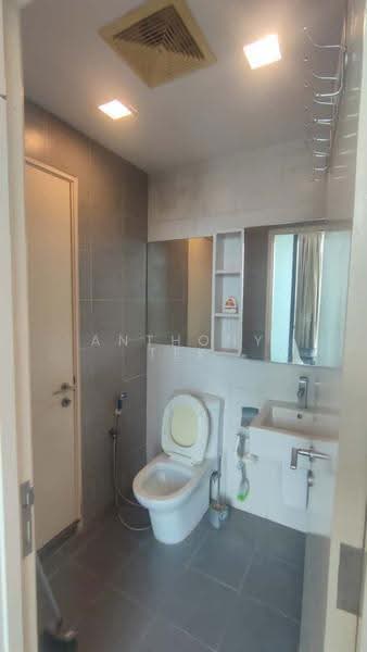 Kediaman Servis untuk Disewa di Garden Plaza - Anthony Tek - Bathroom - PropertyGuru.com.my