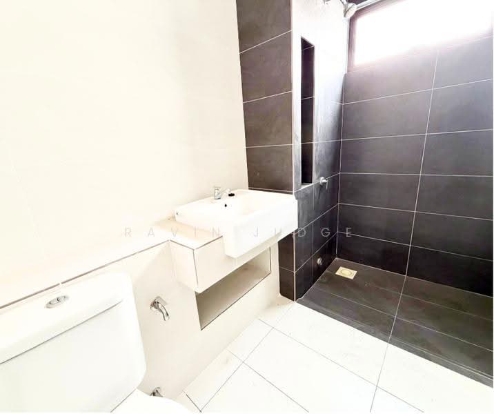 Rumah Teres 2-Tingkat untuk Dijual di Eco Grandeur (Puncak Alam) - Ravin Judge - PropertyGuru.com.my