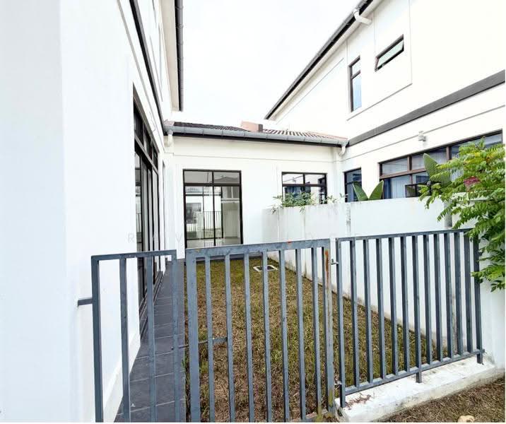 Rumah Teres 2-Tingkat untuk Dijual di Eco Grandeur (Puncak Alam) - Ravin Judge - PropertyGuru.com.my