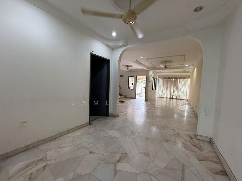 2-storey Terraced House for Sale in Taman Melati (Setapak) - James Tan - Living Room - PropertyGuru.com.my