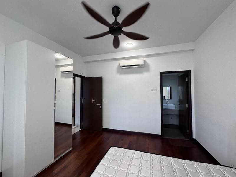 Condominium for Rent at Paraiso Residence @ The Earth - Anthony Tek - Bedroom - PropertyGuru.com.my