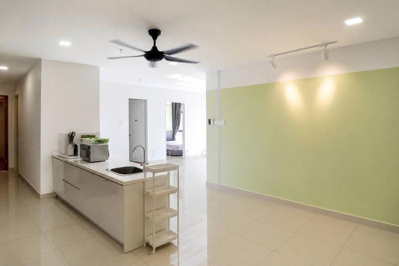 Service Residence for Sale at H2O Residences - Azizol . - PropertyGuru.com.my