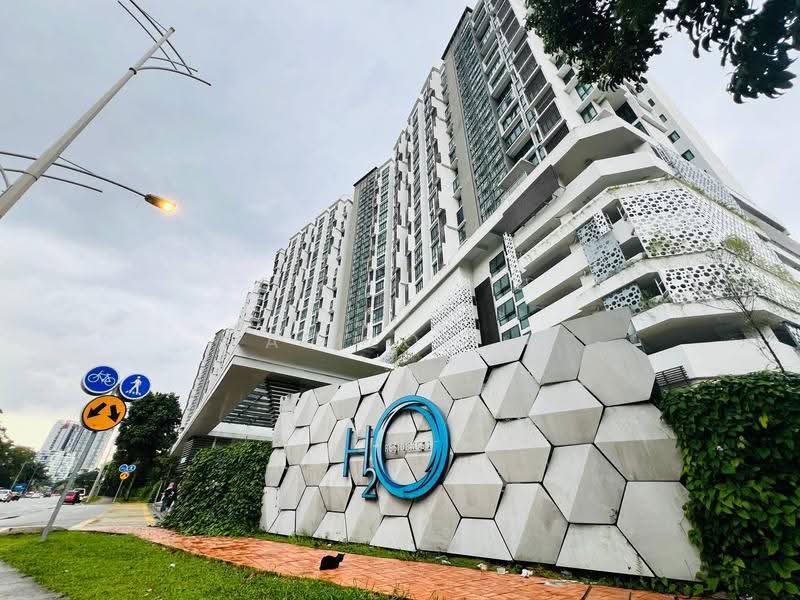 Service Residence for Sale at H2O Residences - Azizol . - PropertyGuru.com.my