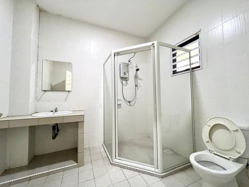 Rumah Banglo untuk Dijual di Ipoh (Perak) - Vivian Foong - Bathroom - PropertyGuru.com.my