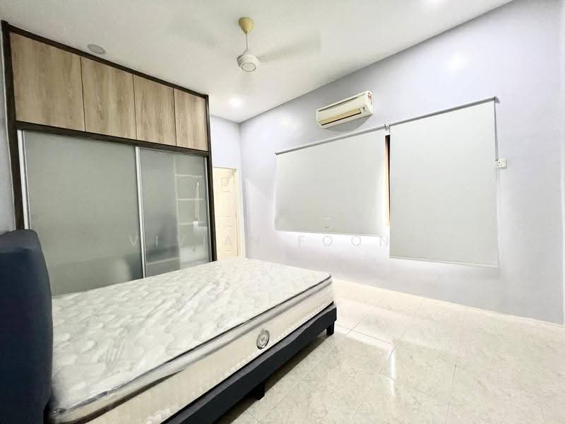 Rumah Banglo untuk Dijual di Ipoh (Perak) - Vivian Foong - Bedroom - PropertyGuru.com.my