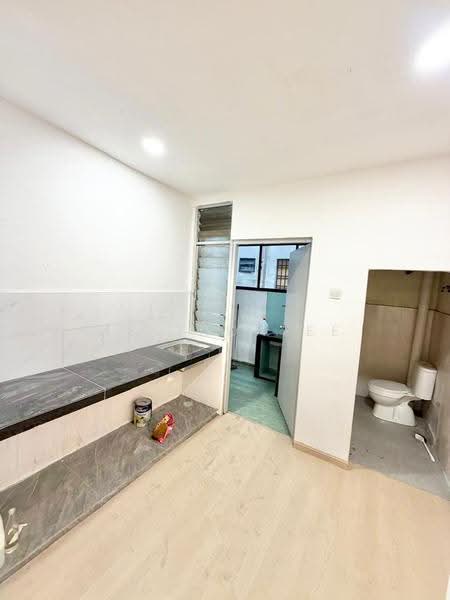 Flat for Sale at Taman Bukit Tropika - Melinda Ee - Kitchen - PropertyGuru.com.my