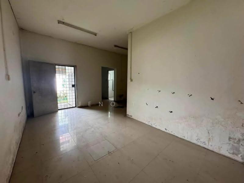 2-storey Terraced House for Sale in Serian (Sarawak) - Jeno Tan - Living Room - PropertyGuru.com.my
