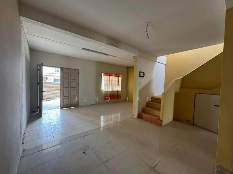 2-storey Terraced House for Sale in Serian (Sarawak) - Jeno Tan - Entrance - PropertyGuru.com.my
