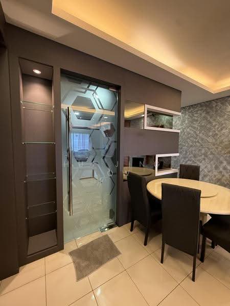 Kondominium untuk Disewa di Pearl Avenue - Hui Jing Low - Dining Room - PropertyGuru.com.my
