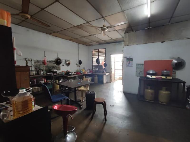 Kedai / Pejabat untuk Dijual di Ipoh (Perak) - Sook Mei - Kitchen - PropertyGuru.com.my