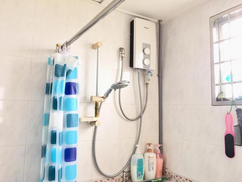 Kondominium untuk Dijual di Villa Lagenda - MY Loh - Bathroom - PropertyGuru.com.my