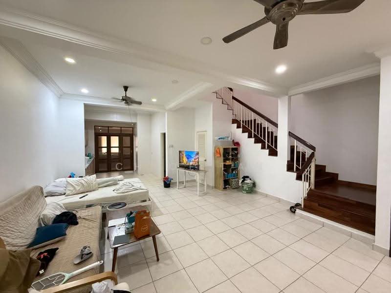 2-storey Terraced House for Sale in Kota Kemuning (Shah Alam) - Chloe Tan - Living Room - PropertyGuru.com.my