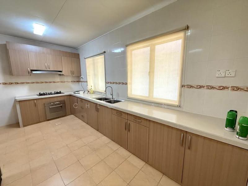 2-storey Terraced House for Sale in Kota Kemuning (Shah Alam) - Chloe Tan - Kitchen - PropertyGuru.com.my