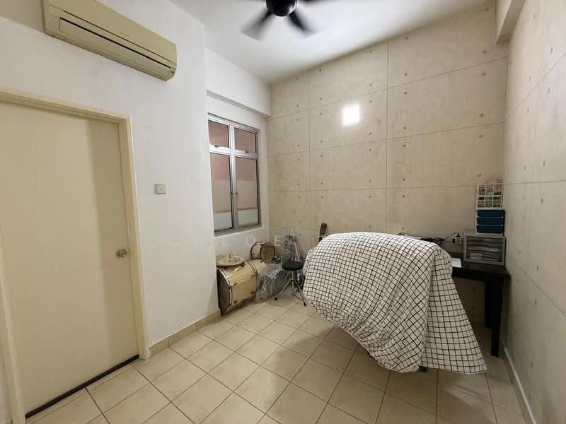2-storey Terraced House for Sale in Kota Kemuning (Shah Alam) - Chloe Tan - Study - PropertyGuru.com.my