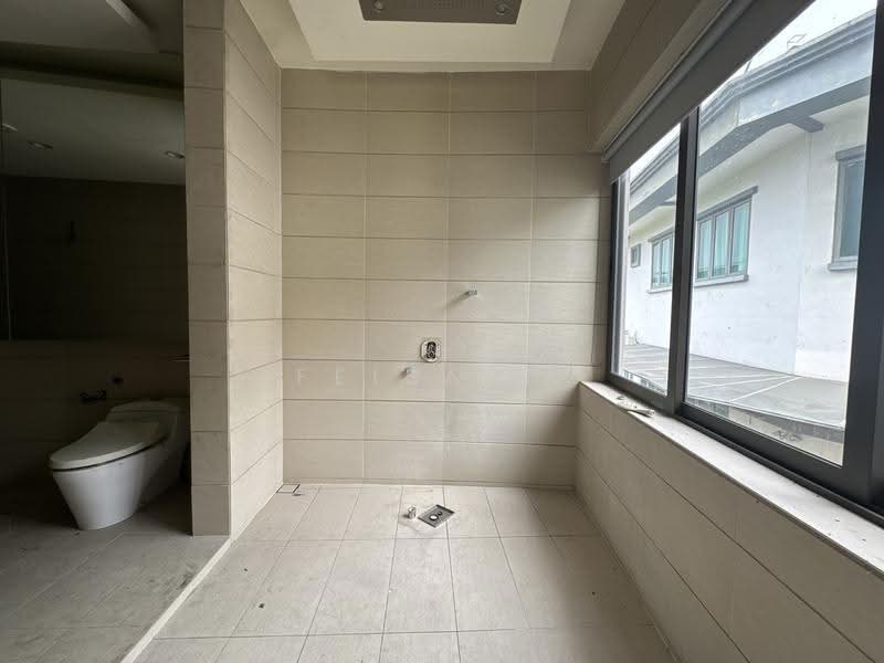 Rumah Banglo untuk Dijual di Setia Eco Park (Setia Alam) - Feisal . - Bathroom - PropertyGuru.com.my