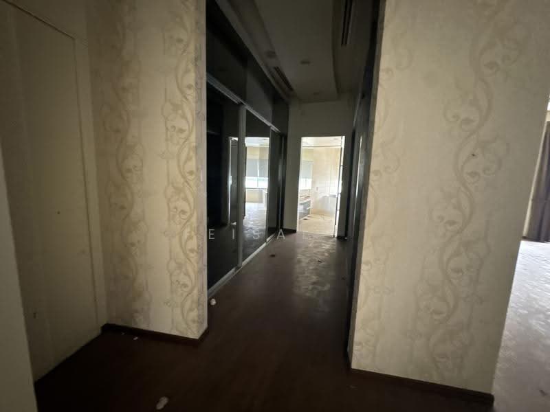 Rumah Banglo untuk Dijual di Setia Eco Park (Setia Alam) - Feisal . - Corridor - PropertyGuru.com.my