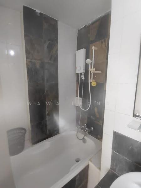 Kediaman Servis untuk Disewa di Ritze Perdana 1 - Wawa Leong - Bathroom - PropertyGuru.com.my