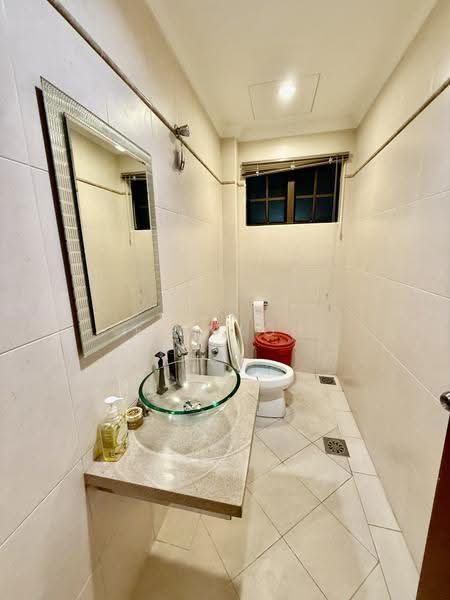 Rumah Teres 2-Tingkat untuk Disewa di Bangsar (Kuala Lumpur) - Eva Loh - Bathroom - PropertyGuru.com.my