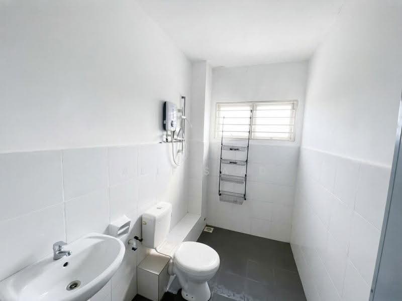 2-storey Terraced House for Sale in Kuala Selangor (Selangor) - Alif Saad - PropertyGuru.com.my