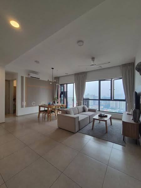 Kondominium untuk Disewa di EdgeWood Residences @ SkySanctuary - Mccoy Chung - Living Room - PropertyGuru.com.my