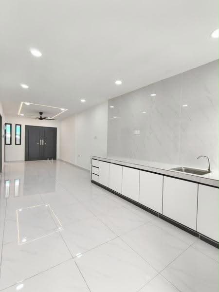 1-storey Terraced House for Sale in Kampung Kiambang (Ulu Tiram) - Melinda Ee - Interior - PropertyGuru.com.my