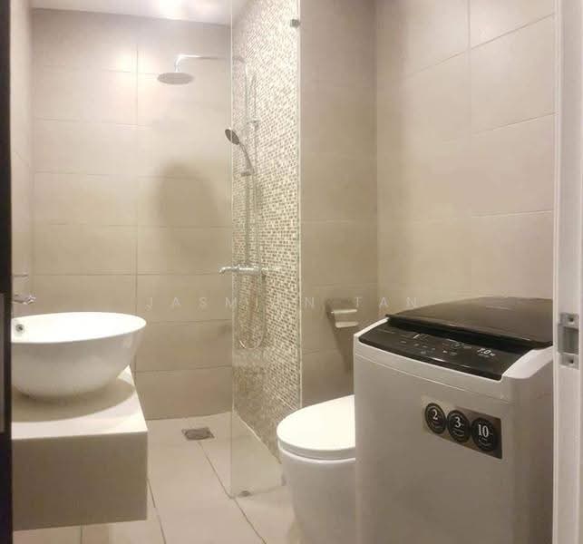 Service Residence for Rent at D'Latour - Jasminn Tan - Bathroom - PropertyGuru.com.my