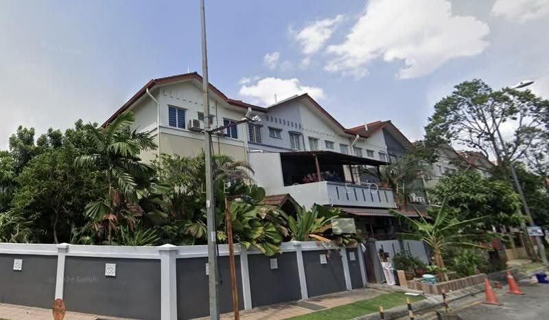 Rumah Teres 3-Tingkat untuk Dijual di Bandar Kinrara (Selangor) - Ashley Cheoh - Exterior - PropertyGuru.com.my