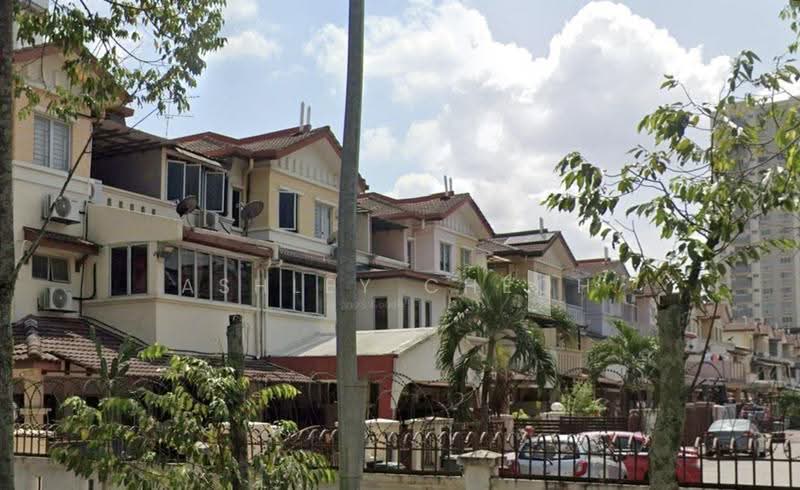 Rumah Teres 3-Tingkat untuk Dijual di Bandar Kinrara (Selangor) - Ashley Cheoh - Exterior - PropertyGuru.com.my