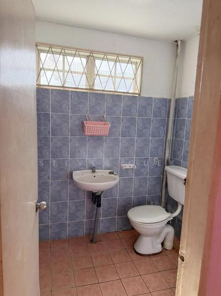 2-storey Terraced House for Sale in Kota Kinabalu (Sabah) - Steven Quek - Bathroom - PropertyGuru.com.my