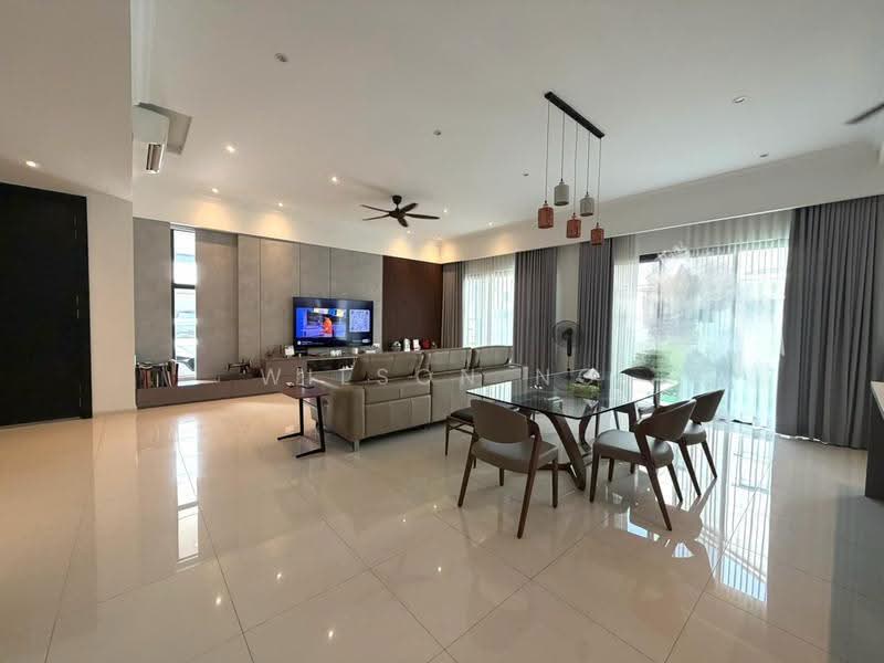 Rumah Berkembar untuk Disewa di Kota Kemuning (Shah Alam) - Wilson Ng - Living Room - PropertyGuru.com.my