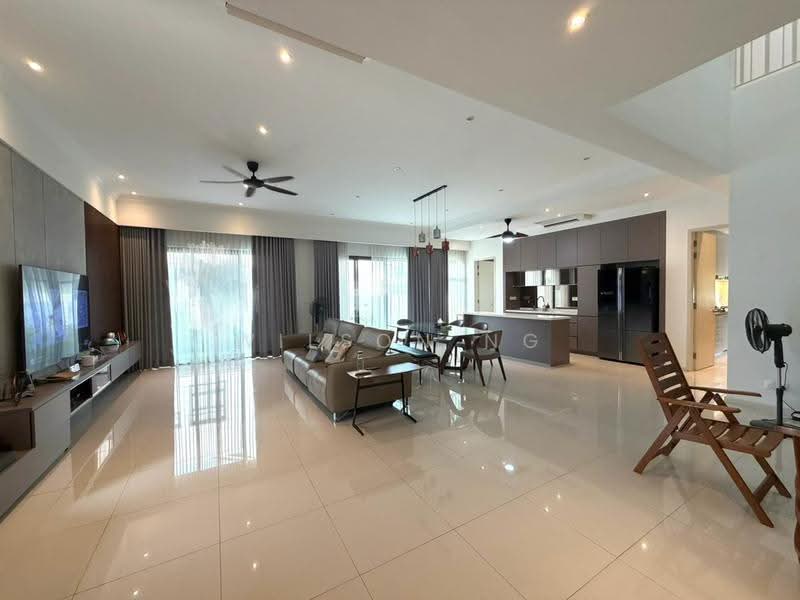 Rumah Berkembar untuk Disewa di Kota Kemuning (Shah Alam) - Wilson Ng - Living Room - PropertyGuru.com.my