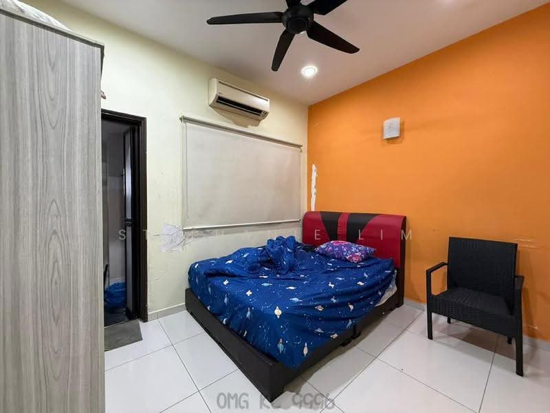 2-storey Terraced House for Rent in Bandar Bukit Tinggi (Klang) - Stephanie Lim - Bedroom - PropertyGuru.com.my