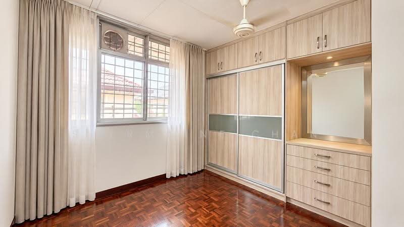 1.5-storey Terraced House for Sale in Bandar Kinrara Seksyen 2 (Bandar Kinrara) - Shermaine Chan - Bedroom - PropertyGuru.com.my