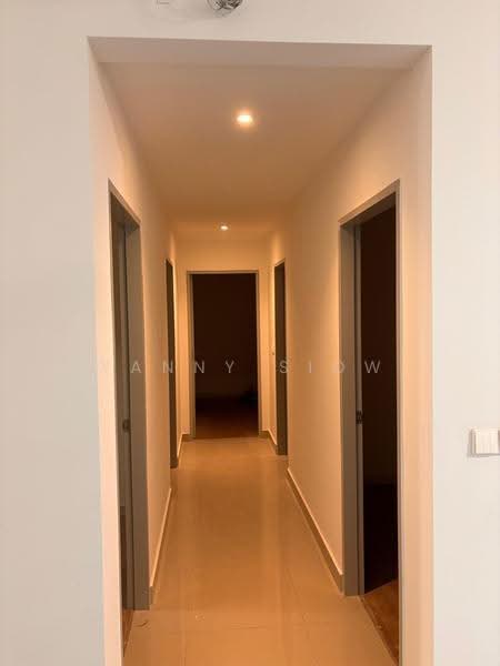 Kediaman Servis untuk Disewa di M Astra - Yanny Siow - Corridor - PropertyGuru.com.my