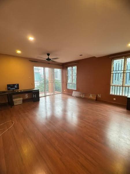 Bungalow House for Sale in Taman Overseas Union (Taman Oug) (Jalan Klang Lama (Old Klang Road)) - Shawn Kuan - Living Room - PropertyGuru.com.my