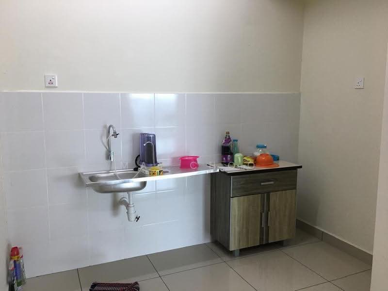 Kondominium untuk Dijual di Royale Infinity - May Choo - Kitchen - PropertyGuru.com.my