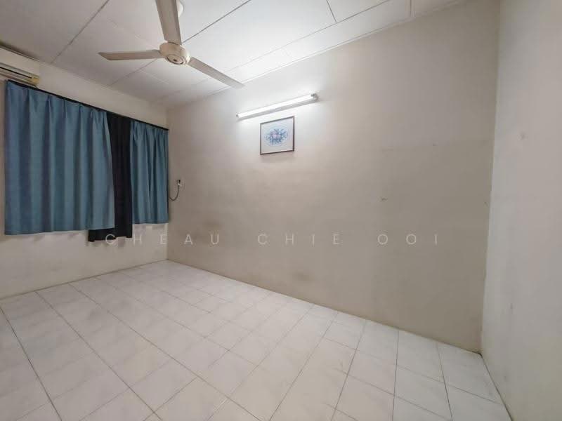 Rumah Bandar untuk Disewa di Bayan Lepas (Penang) - Cheau Chie Ooi - Living Room - PropertyGuru.com.my