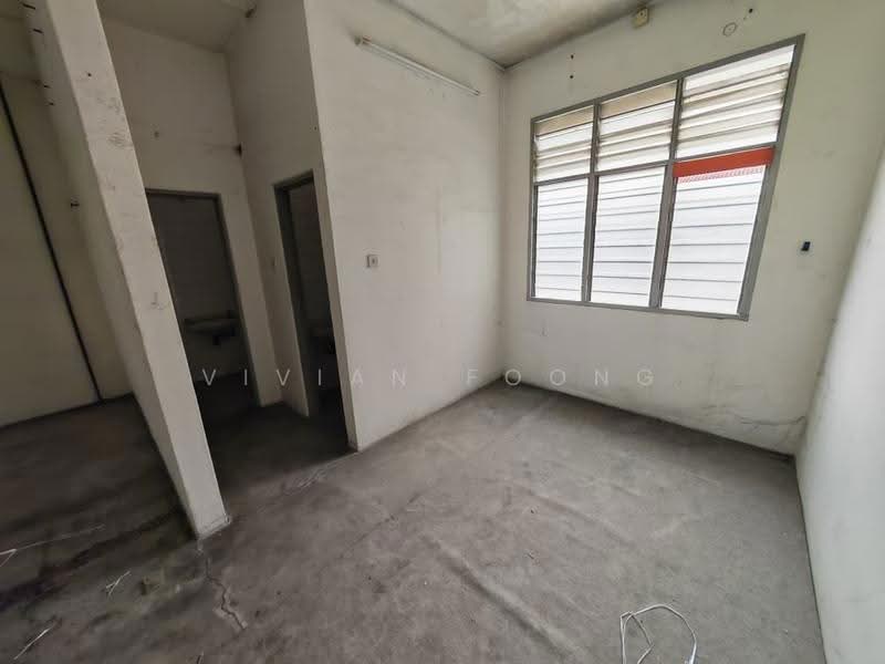 Shop for Rent in Taman Wang (Menglembu) - Vivian Foong - Interior - PropertyGuru.com.my