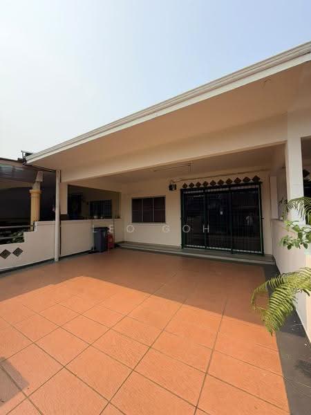 1-storey Terraced House for Sale in Seremban 2 (Seremban) - Leo Goh - Exterior - PropertyGuru.com.my