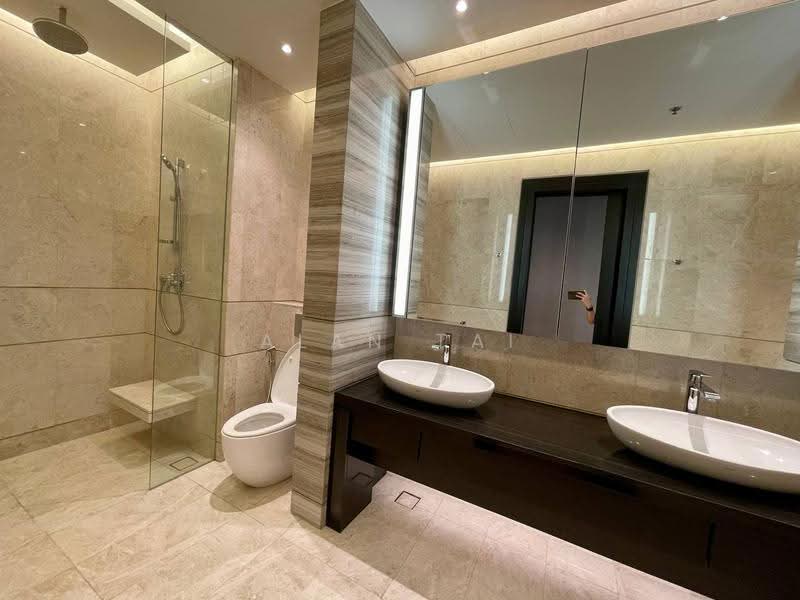 Kediaman Servis untuk Disewa di The Ritz-Carlton Residences - Alan Tai - Bathroom - PropertyGuru.com.my