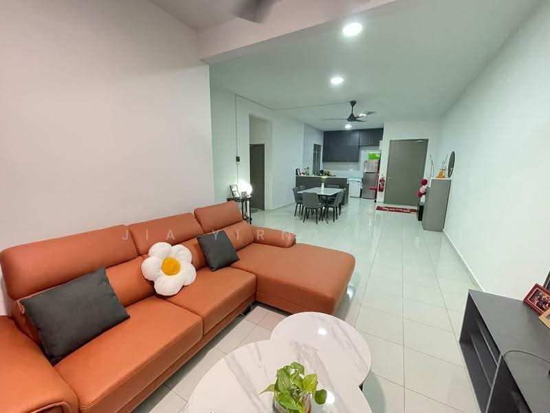 Kediaman Servis untuk Dijual di Residensi Setia Impian - Jia Yirng Lee - Living Room - PropertyGuru.com.my