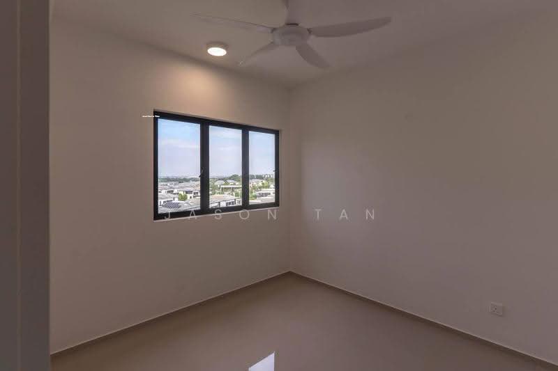 Kediaman Servis untuk Dijual di Hana @ Eco Ardence - Jason Tan - Bedroom - PropertyGuru.com.my