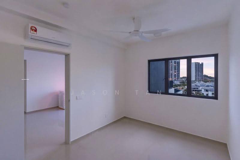 Kediaman Servis untuk Dijual di Hana @ Eco Ardence - Jason Tan - Bedroom - PropertyGuru.com.my