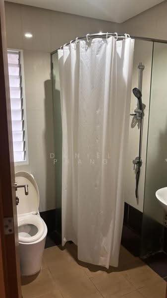 Kondominium untuk Dijual di Central Park condominium - Daniel Phang - Bathroom - PropertyGuru.com.my