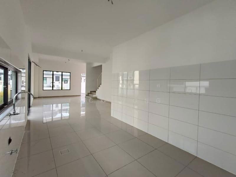 Rumah Teres 2-Tingkat untuk Dijual di Kota Masai (Pasir Gudang) - Jack Wong - Living Room - PropertyGuru.com.my