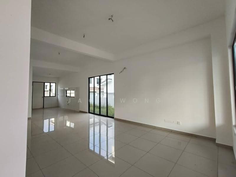 Rumah Teres 2-Tingkat untuk Dijual di Kota Masai (Pasir Gudang) - Jack Wong - Living Room - PropertyGuru.com.my