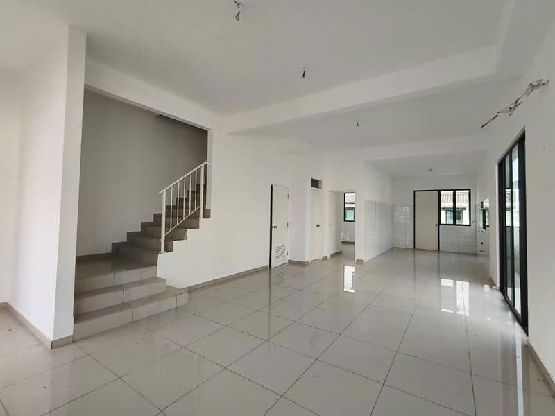Rumah Teres 2-Tingkat untuk Dijual di Kota Masai (Pasir Gudang) - Jack Wong - Living Room - PropertyGuru.com.my