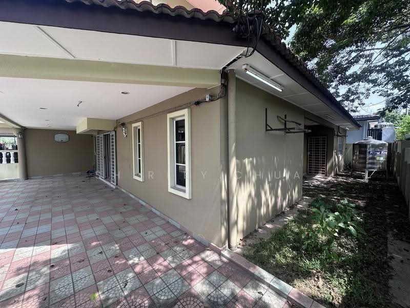 2-storey Terraced House for Sale in Puchong (Selangor) - Shirley Chua - Exterior - PropertyGuru.com.my