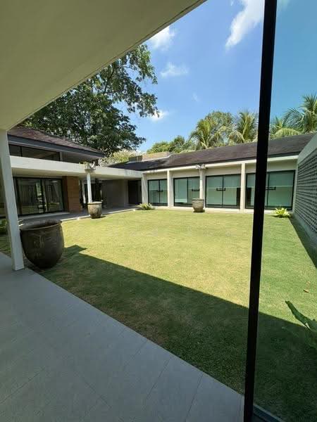 Bungalow House for Sale in Leisure Farm (Gelang Patah) - U Hon Kun - Exterior - PropertyGuru.com.my