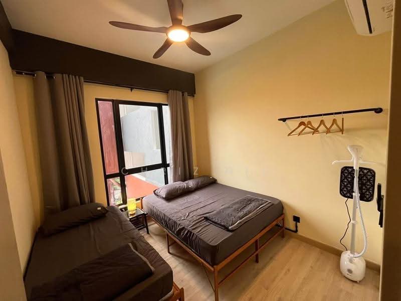 Kediaman Servis untuk Dijual di Piccadilly - Chriz Hee - Bedroom - PropertyGuru.com.my